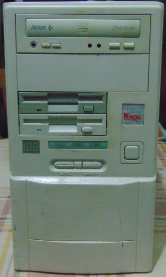 Cuaderno Informática: PC Pentium 133 MHz - 8 MiB RAM - GB Disco